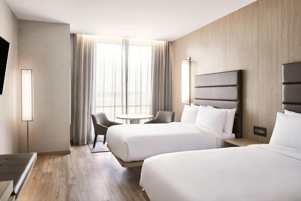 Guest room, Queen interior
